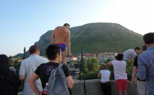 FOTO: Radiosarajevo.ba / Predivni Mostar prepun turista